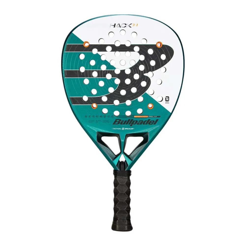 Bullpadel Hack 04 Padel Racket by Paquito Navarro